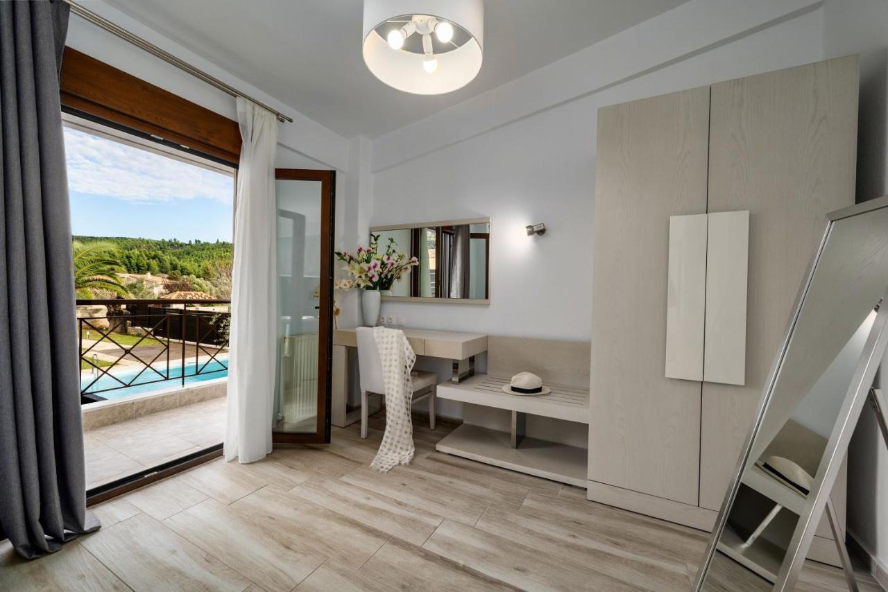 Palmrise Luxury Villas By Travel Pro Services - Nea Skioni Halkidiki Exterior foto
